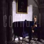 29-07-1993 Jaap van Zweden at home

[keywords]Violin, Posed, Eyecontact, Full Length[/keywords]